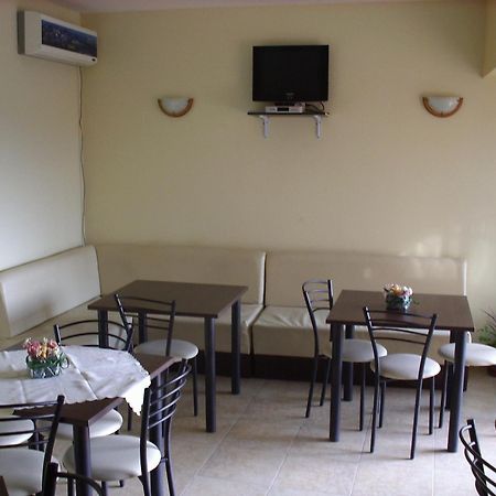 Hotel Babeva Свети-Влас Экстерьер фото