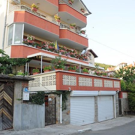 Hotel Babeva Свети-Влас Экстерьер фото